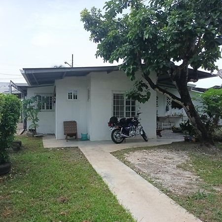 Gia'S Garage & Home For Bocas Travelers Almirante Екстер'єр фото