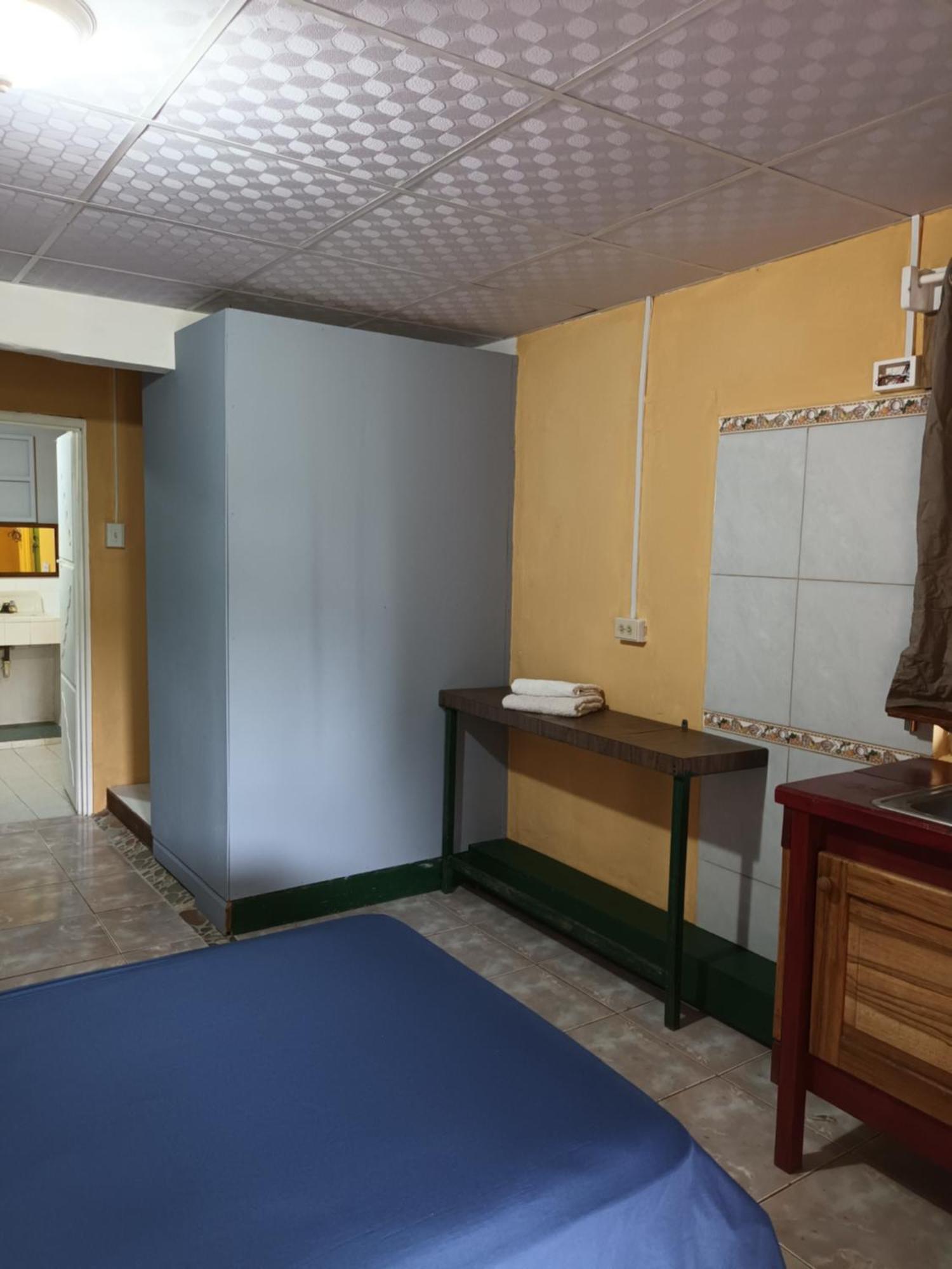 Gia'S Garage & Home For Bocas Travelers Almirante Екстер'єр фото